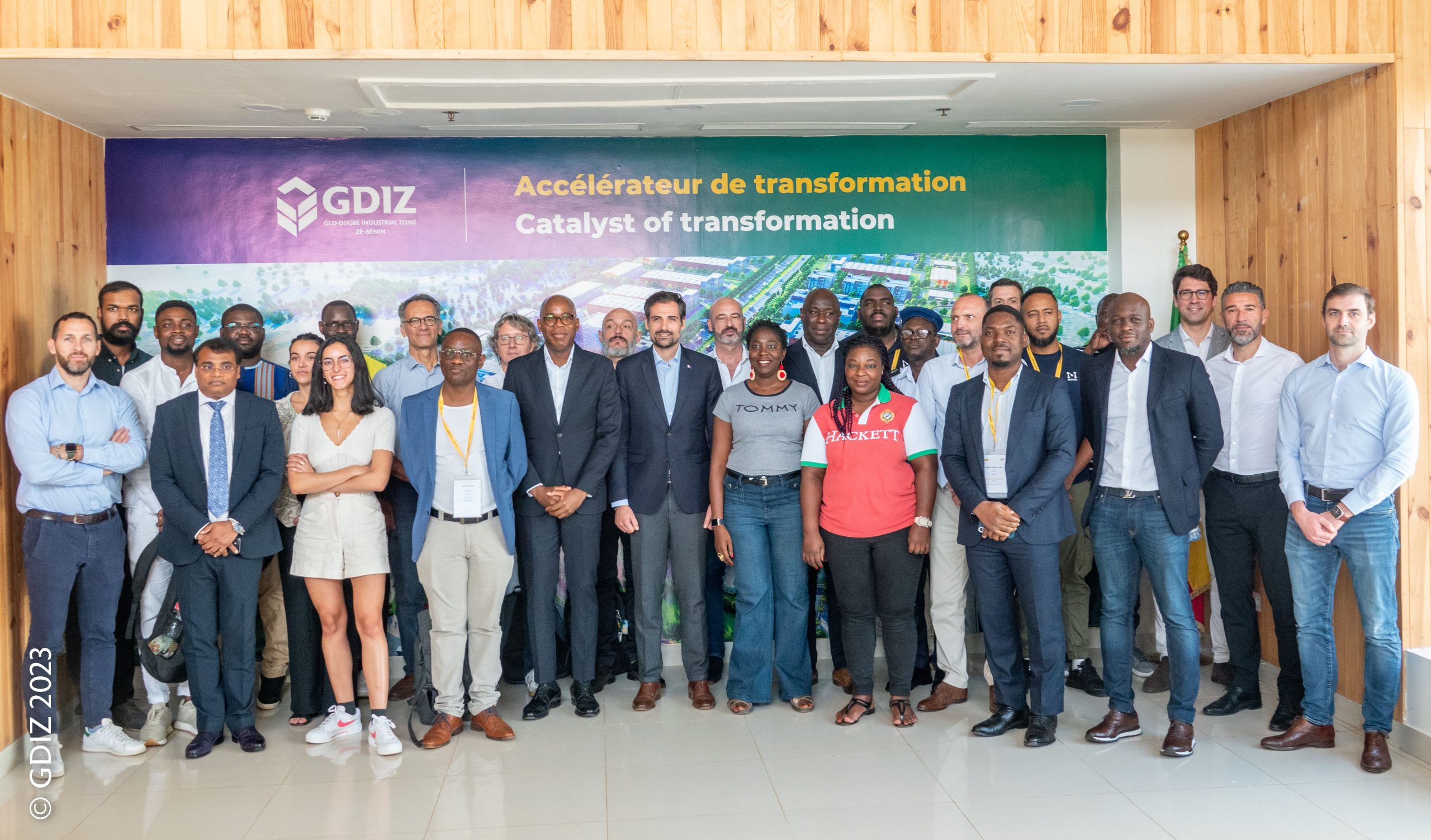 35 investisseurs français explorent les opportunités d'affaires à la GDIZ