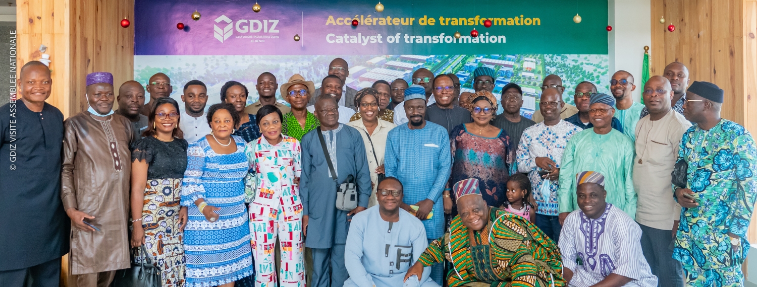 Les membres du cabinet de l’Assemblée Nationale visitent la GDIZ