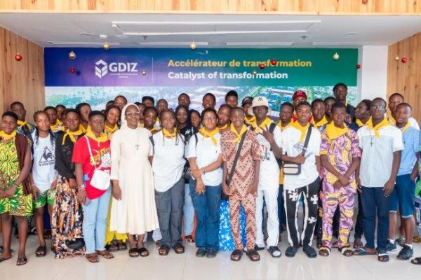 Students and pupils discover Glo-Djigbé Industrial Zone (GDIZ)