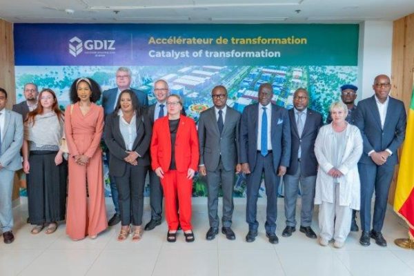 The Minister of Economic Cooperation and Development of the Federal Republic of Germany and the Vice President of the World Bank for West and Central Africa visit GDIZ