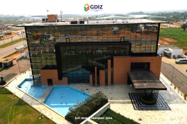 5.1.SWC BUILDING (Front view) 5.1.SWC BUILDING (Front view)