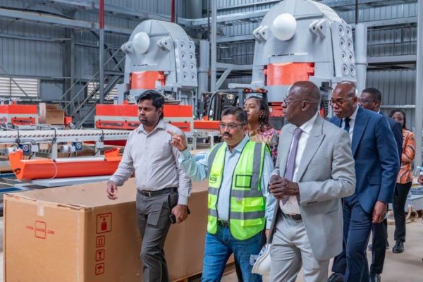 New working session for Minister Abdoulaye Bio Tchané at Glo-Djigbé Industrial Zone (GDIZ)