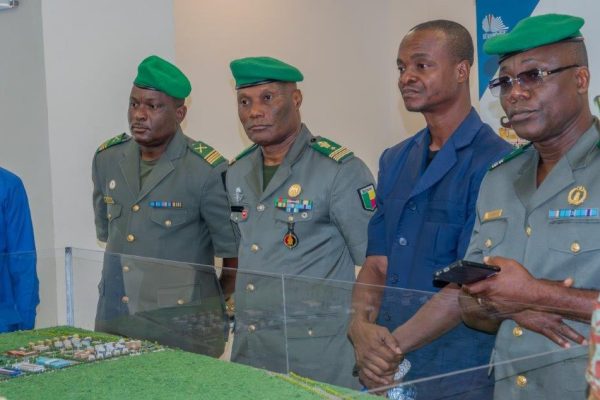 Visite des militaires béninois