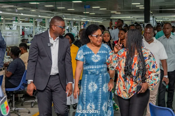 Top Junior High School and High School graduates of Benin visit GDIZ