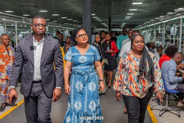 Top Junior High School and High School graduates of Benin visit GDIZ