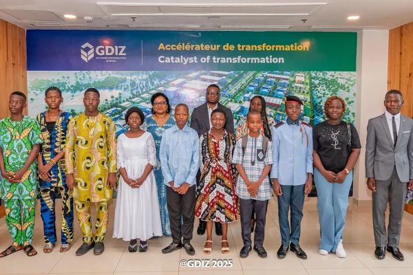 Top Junior High School and High School graduates of Benin visit GDIZ
