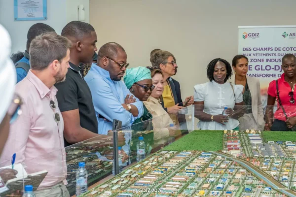 Participants in the Deposit and Consignment Funds Forum visit GDIZ